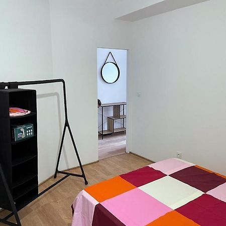 Le Colore- T2 Confortable Avec Vue Sur Nérac Exterior foto